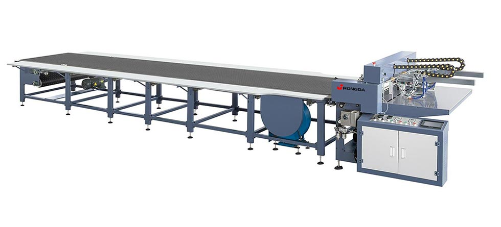 Cover Gluing Machine